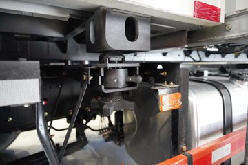 �������ó� ����KL ������2.0 7.5L���� 385���� 6X2 ��ʿ��9�� 9.6����ʽ�ػ���ͼƬ