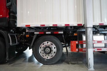 �������ó� ����KL ������2.0 7.5L���� 385���� 6X2 ��ʿ��9�� 9.6����ʽ�ػ���ͼƬ