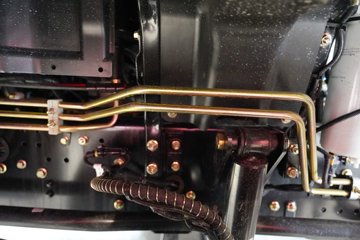 �������ó� ����KL ������2.0 7.5L���� 385���� 6X2 ��ʿ��9�� 9.6����ʽ�ػ���ͼƬ