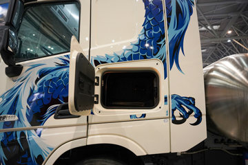 ��������KL 12.9L LNG 540���� 6X4 ����14�� ǣ����ͼƬ