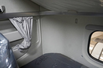 ��������KL 12.9L LNG 540���� 6X4 ����14�� ǣ����ͼƬ