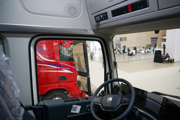 ��������KL 12.9L LNG 540���� 6X4 ����14�� ǣ����ͼƬ