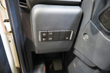 ��������KL 12.9L LNG 540���� 6X4 ����14�� ǣ����ͼƬ