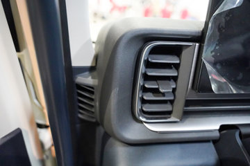 ��������KL 12.9L LNG 540���� 6X4 ����14�� ǣ����ͼƬ