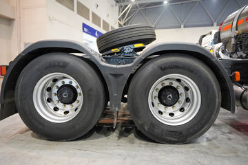 ��������KL 12.9L LNG 540���� 6X4 ����14�� ǣ����ͼƬ