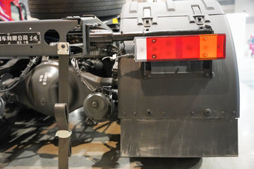 ��������KL 12.9L LNG 540���� 6X4 ����14�� ǣ����ͼƬ