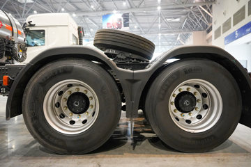 ��������KL 12.9L LNG 540���� 6X4 ����14�� ǣ����ͼƬ