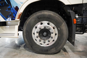 ��������KL 12.9L LNG 540���� 6X4 ����14�� ǣ����ͼƬ