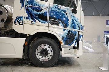 �������ó� ����KL 14.5L LNG 580���� 6X4 ����12�� AMT�Զ��� ǣ����ͼƬ