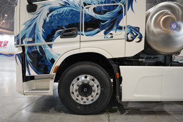 �������ó� ����KL 14.5L LNG 580���� 6X4 ����12�� AMT�Զ��� ǣ����ͼƬ