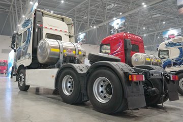 �������ó� ����KL 14.5L LNG 580���� 6X4 ����12�� AMT�Զ��� ǣ����ͼƬ