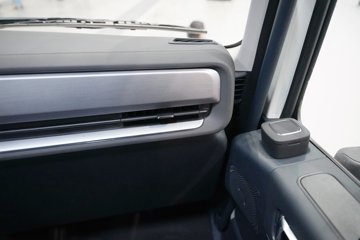 �������ó� ����KL 14.5L LNG 580���� 6X4 ����12�� AMT�Զ��� ǣ����ͼƬ