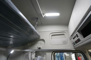 �������ó� ����KL 14.5L LNG 580���� 6X4 ����12�� AMT�Զ��� ǣ����ͼƬ