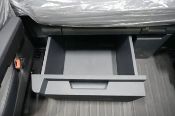 �������ó� ����KL 14.5L LNG 580���� 6X4 ����12�� AMT�Զ��� ǣ����ͼƬ