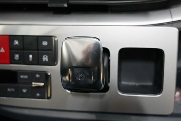 �������ó� ����KL 14.5L LNG 580���� 6X4 ����12�� AMT�Զ��� ǣ����ͼƬ