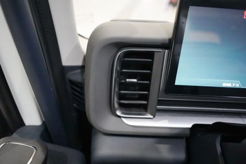 �������ó� ����KL 14.5L LNG 580���� 6X4 ����12�� AMT�Զ��� ǣ����ͼƬ