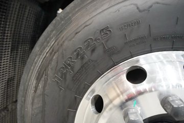 �������ó� ����KL 14.5L LNG 580���� 6X4 ����12�� AMT�Զ��� ǣ����ͼƬ