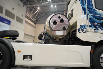 �������ó� ����KL 14.5L LNG 580���� 6X4 ����12�� AMT�Զ��� ǣ����ͼƬ