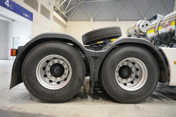 �������ó� ����KL 14.5L LNG 580���� 6X4 ����12�� AMT�Զ��� ǣ����ͼƬ