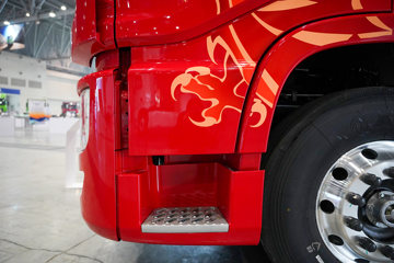 ���������콢KX ���߰� 14.5L LNG 630���� 6X4 ����12�� AMT�Զ��� ǣ����ͼƬ