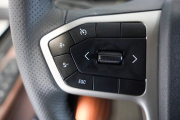 ���������콢KX ���߰� 14.5L LNG 630���� 6X4 ����12�� AMT�Զ��� ǣ����ͼƬ