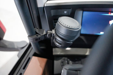 ���������콢KX ���߰� 14.5L LNG 630���� 6X4 ����12�� AMT�Զ��� ǣ����ͼƬ