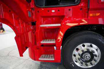 ���������콢KX ���߰� 14.5L LNG 630���� 6X4 ����12�� AMT�Զ��� ǣ����ͼƬ