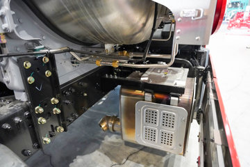 ���������콢KX ���߰� 14.5L LNG 630���� 6X4 ����12�� AMT�Զ��� ǣ����ͼƬ