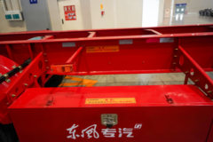 东风天龙旗舰KX 王者版 14.5L LNG 630马力 6X4 伊顿12档 AMT自动档 牵引车