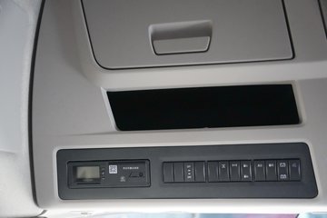 �������ó� ����KC ���߰� 13.5L���� 600���� 8X4 ��ʿ��13�� 6.5����ж��ͼƬ