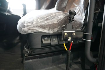 �������ó� ����KC ���߰� 13.5L���� 600���� 8X4 ��ʿ��13�� 6.5����ж��ͼƬ