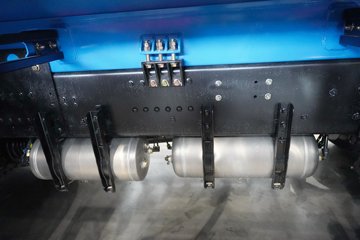 �������ó� ����KC ���߰� 13.5L���� 600���� 8X4 ��ʿ��13�� 6.5����ж��ͼƬ