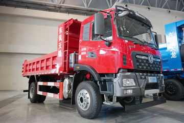 东风商用车 天锦KC 擎天版 6.4L柴油 300马力 4X2 法士特12档 5.4米排半自卸车