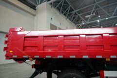 东风商用车 天锦KC 擎天版 6.4L柴油 300马力 4X2 法士特12档 5.4米排半自卸车