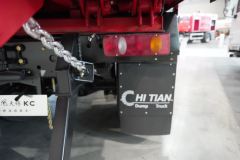 东风商用车 天锦KC 擎天版 6.4L柴油 300马力 4X2 法士特12档 5.4米排半自卸车