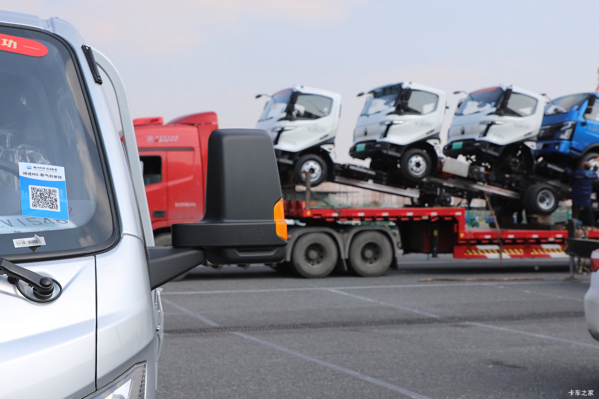 �ɵ���;MX 2L CNG 122���� ������5�� 4.03�׵��������Ῠ���                                                