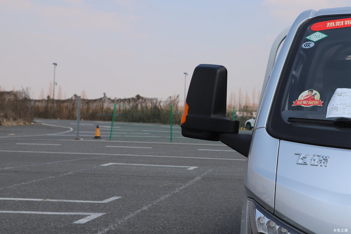 �ɵ���;MX 2L CNG 122���� ������5�� 4.03�׵��������Ῠ���                                                