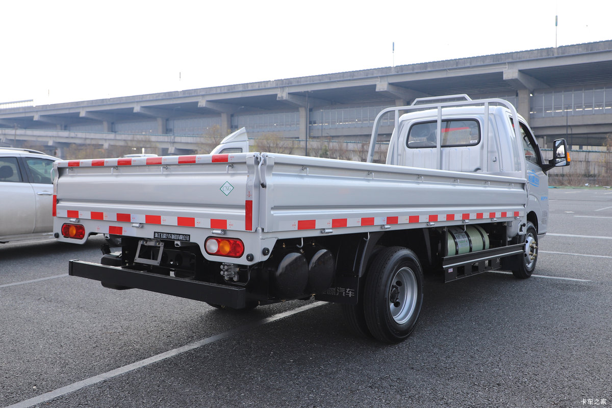 �ɵ���;MX 2L CNG 122���� ������5�� 4.03�׵��������Ῠ���                                                