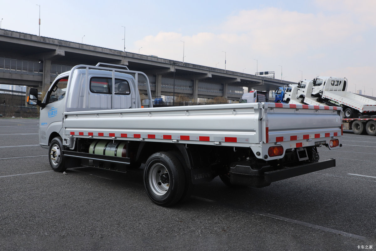 �ɵ���;MX 2L CNG 122���� ������5�� 4.03�׵��������Ῠ���                                                