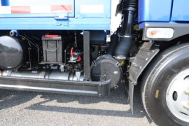 金牛X3(原奥驰T系)&nbsp;自卸车底盘                                                图片