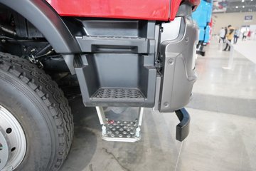 �������ó� ���KC ����� 6.4L���� 300���� 4X2 ��ʿ��12�� 5.4���Ű���ж��ͼƬ