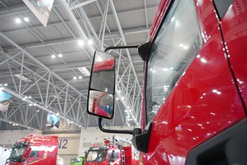 �������ó� ���KC ����� 6.4L���� 300���� 4X2 ��ʿ��12�� 5.4���Ű���ж��ͼƬ