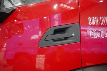 �������ó� ���KC ����� 6.4L���� 300���� 4X2 ��ʿ��12�� 5.4���Ű���ж��ͼƬ