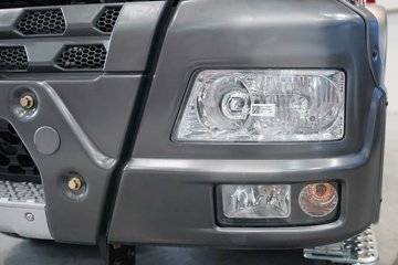 �������ó� ���KC ����� 6.4L���� 300���� 4X2 ��ʿ��12�� 5.4���Ű���ж��ͼƬ