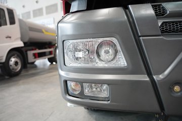 �������ó� ���KC ����� 6.4L���� 300���� 4X2 ��ʿ��12�� 5.4���Ű���ж��ͼƬ