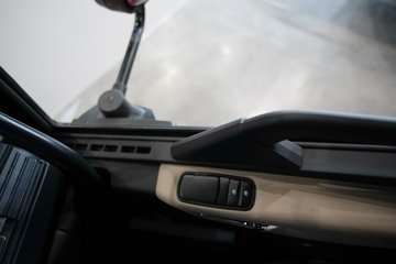 �������ó� ���KC ����� 6.4L���� 300���� 4X2 ��ʿ��12�� 5.4���Ű���ж��ͼƬ