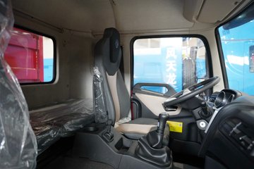 �������ó� ���KC ����� 6.4L���� 300���� 4X2 ��ʿ��12�� 5.4���Ű���ж��ͼƬ