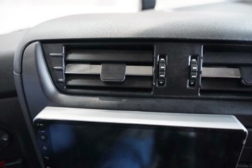 �������ó� ���KC ����� 6.4L���� 300���� 4X2 ��ʿ��12�� 5.4���Ű���ж��ͼƬ