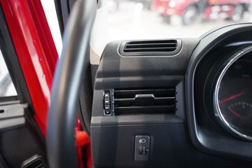 �������ó� ���KC ����� 6.4L���� 300���� 4X2 ��ʿ��12�� 5.4���Ű���ж��ͼƬ