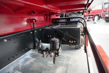 �������ó� ���KC ����� 6.4L���� 300���� 4X2 ��ʿ��12�� 5.4���Ű���ж��ͼƬ